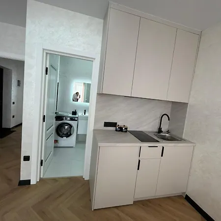 апарт Apartment *